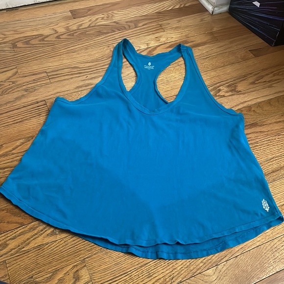 FP Movement Keep Rolling Tank - Picture 6 of 6